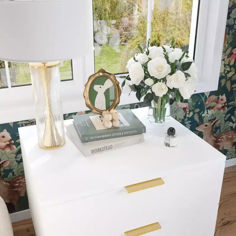 Table de chevet moderne à deux tiroirs en bois veiné avec rangement