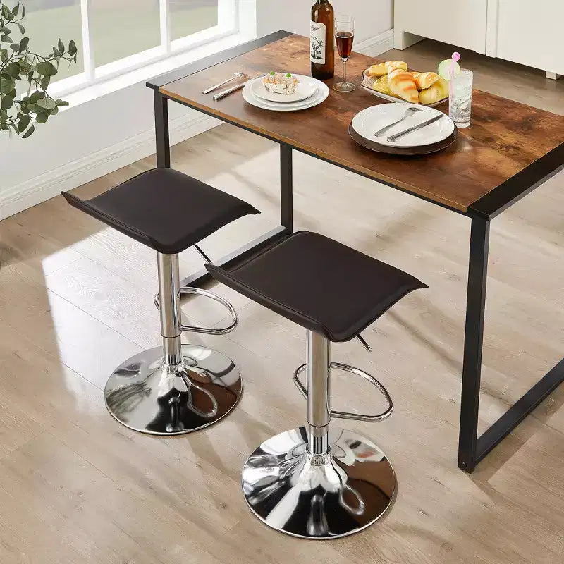 Tabourets de bar avec barre pivotante et hauteur réglable, adaptés aux cuisines/bars/salles à manger/salons.