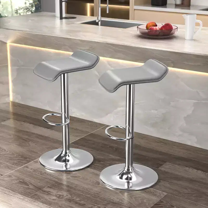 Tabourets de bar avec barre pivotante et hauteur réglable, adaptés aux cuisines/bars/salles à manger/salons.