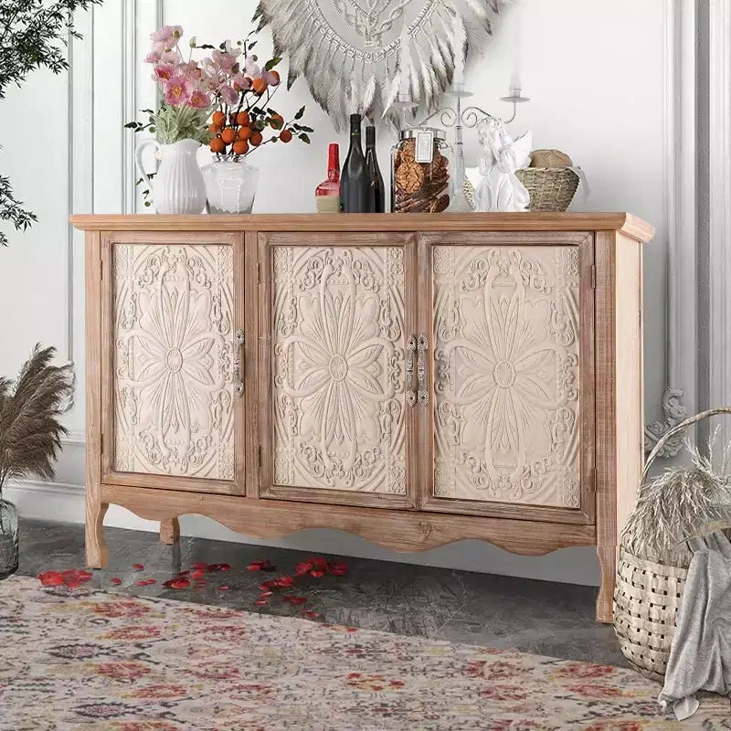 Armoire de rangement de style rustique avec 3 portes sculptées, buffet/vaisselier vintage avec étagères.