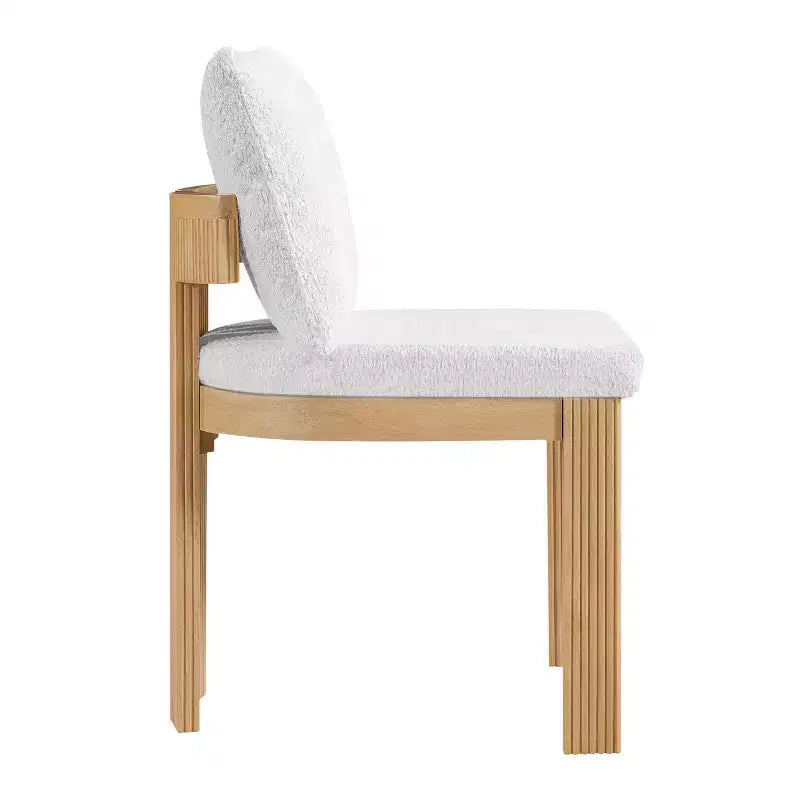 Chaise de salle à manger capitonnée moderne ornée de bois d'hévéa
