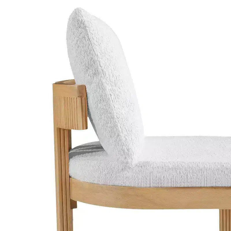 Chaise de salle à manger capitonnée moderne ornée de bois d'hévéa