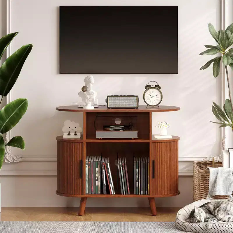Meuble tourne-disque cannelé Mid-Century Modern de 89 cm, grand support de platine vinyle rond avec station de charge et étagère de présentation, pour salon