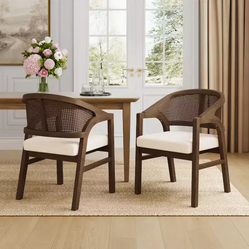 Chaise de salle à manger capitonnée en bois d'hévéa avec dossier incurvé en rotin