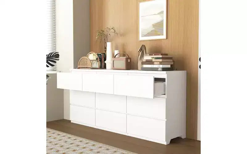 Commode moderne spacieuse sans poignée à neuf tiroirs de 160 cm ; meuble de rangement en bois, convient pour le salon ou la chambre à coucher, blanc